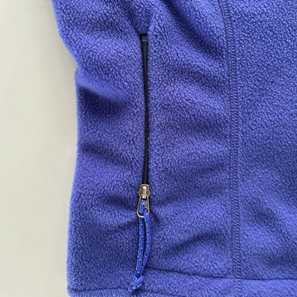 Patagonia Deep Purple Full Zip Fleece Vest Women’s Size M Spring Layer - Picture 2 of 6